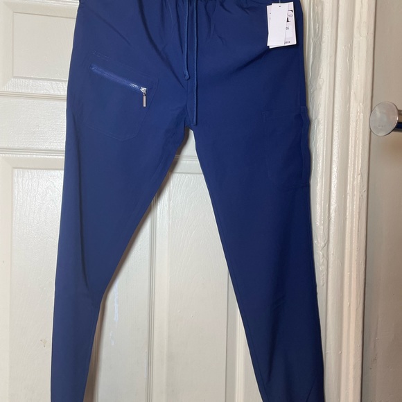 Navy Sets Small and Medium - Picture 3 of 4